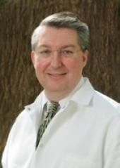 格雷戈里·巴恩斯（Gregory Barnes），医学博士，博士